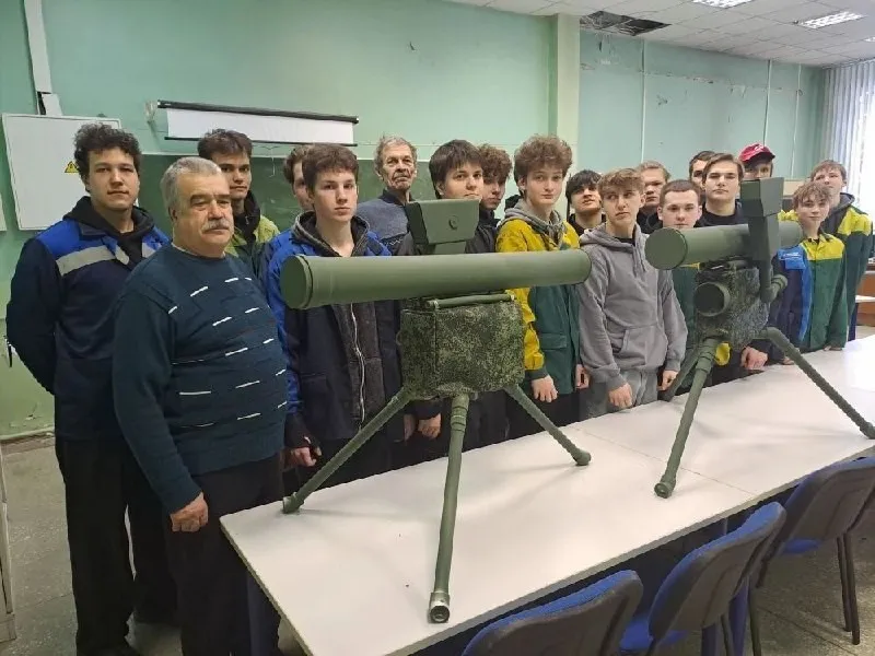 Своих не бросаем